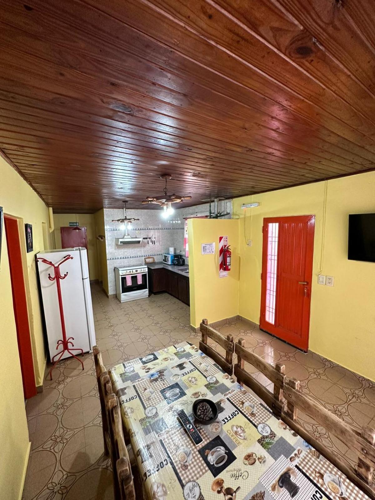 Hospedaje Formosa El Calafate Exterior photo